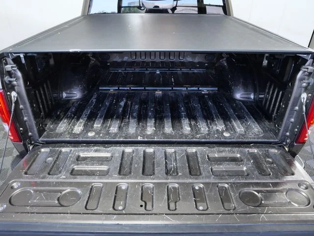 Used 2015  Ford XLT image 10