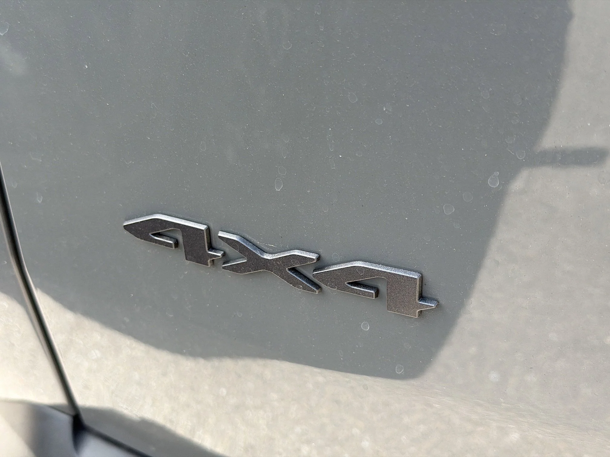 New 2026 Sting-Gray Clear-Coat Exterior Paint Jeep Laredo image 12