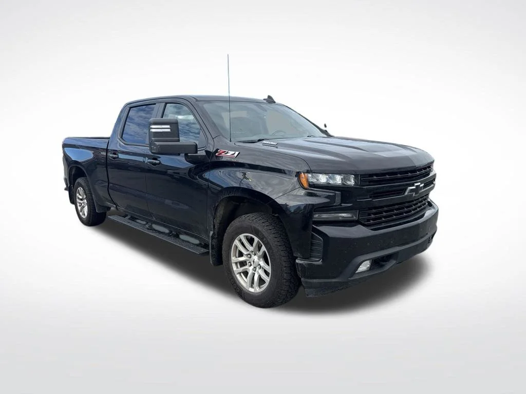 Used 2020 Black Chevrolet RST image 2