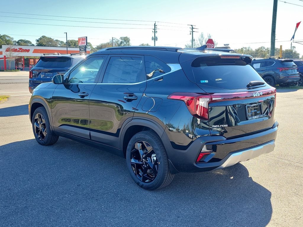 New 2026 Black Kia EX image 4