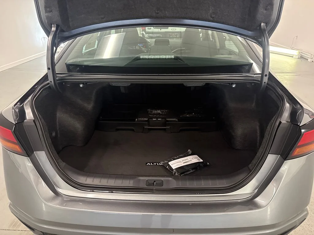 New 2026 Gray Nissan 2.5 SV image 8