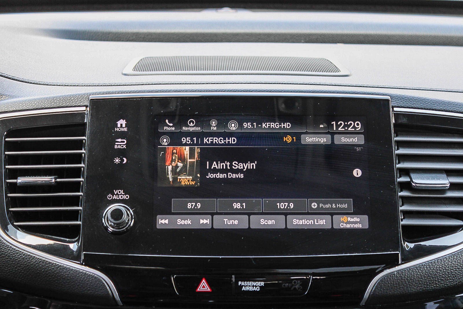 Certified Used 2022 Modern Steel Metallic Honda AWD ELITE image 15