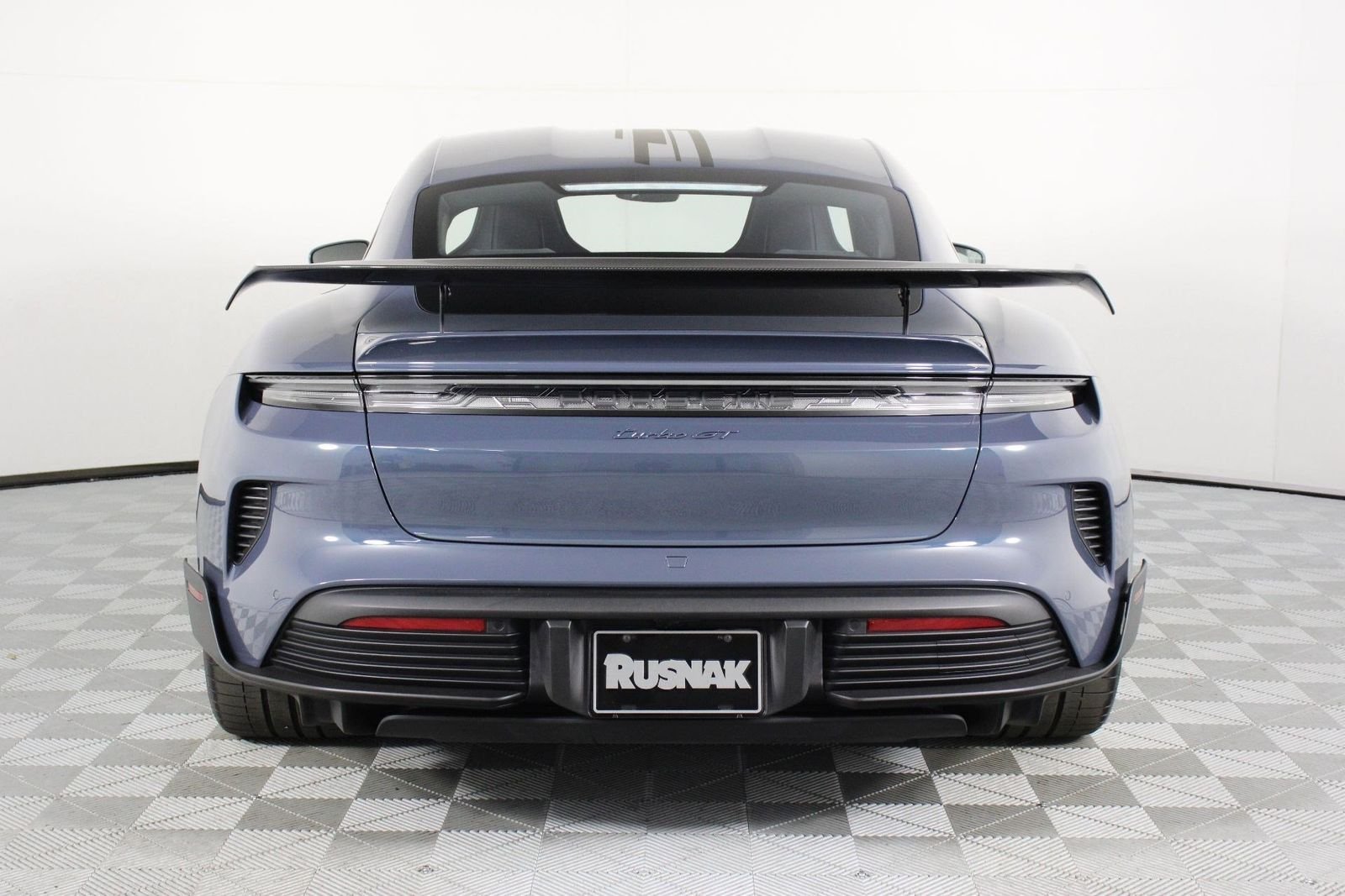 2025 Porsche Taycan Turbo GT with Weissach Package - Photo 6