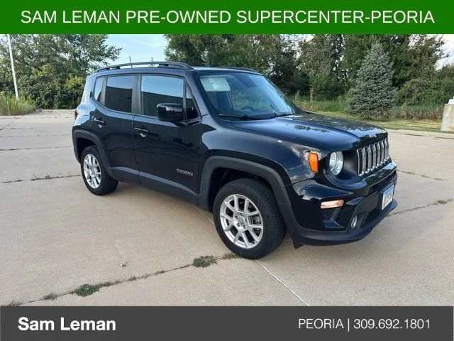 Used 2020 Black Jeep Latitude image 2