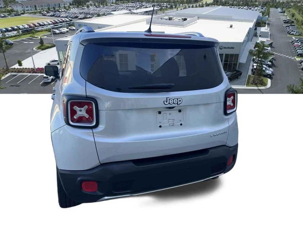 Used 2015 Silver Jeep Limited image 24