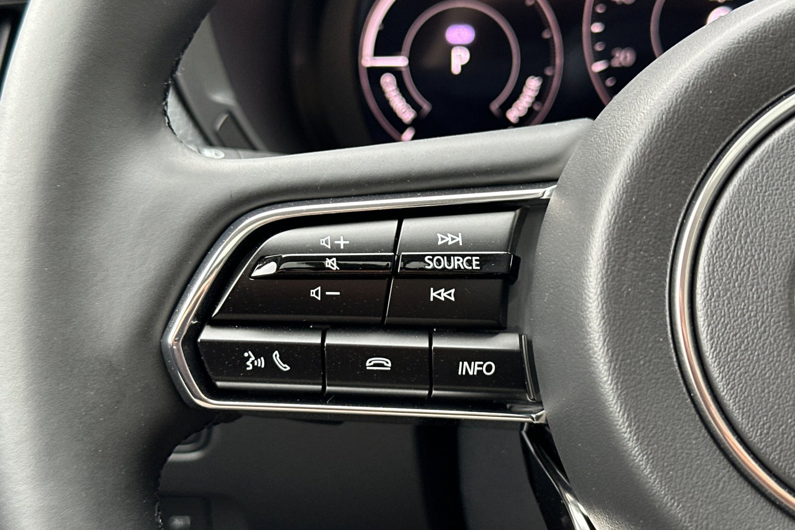 2025 Mazda CX-70 Premium Package - Photo 28