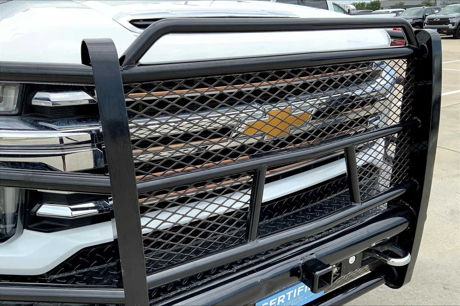 Used 2023 Summit White Chevrolet High Country image 30