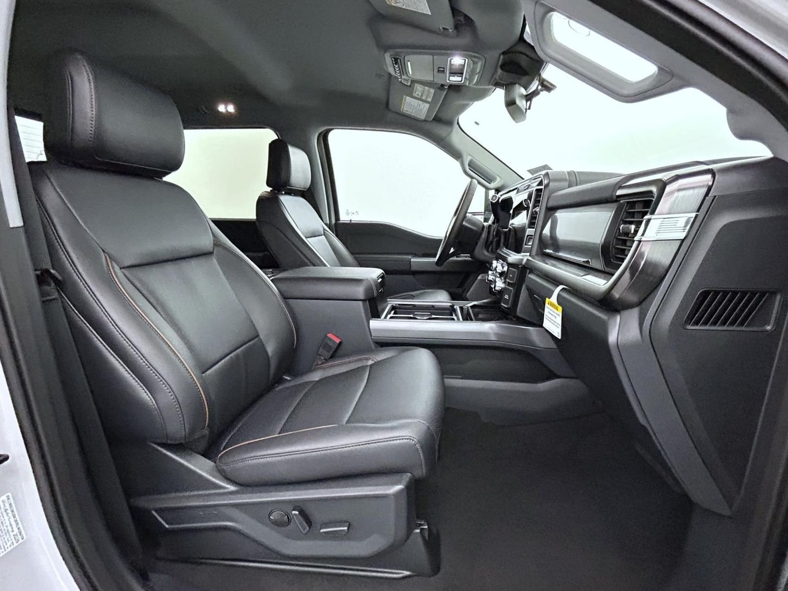 New 2026 Avalanche Ford Lariat image 15