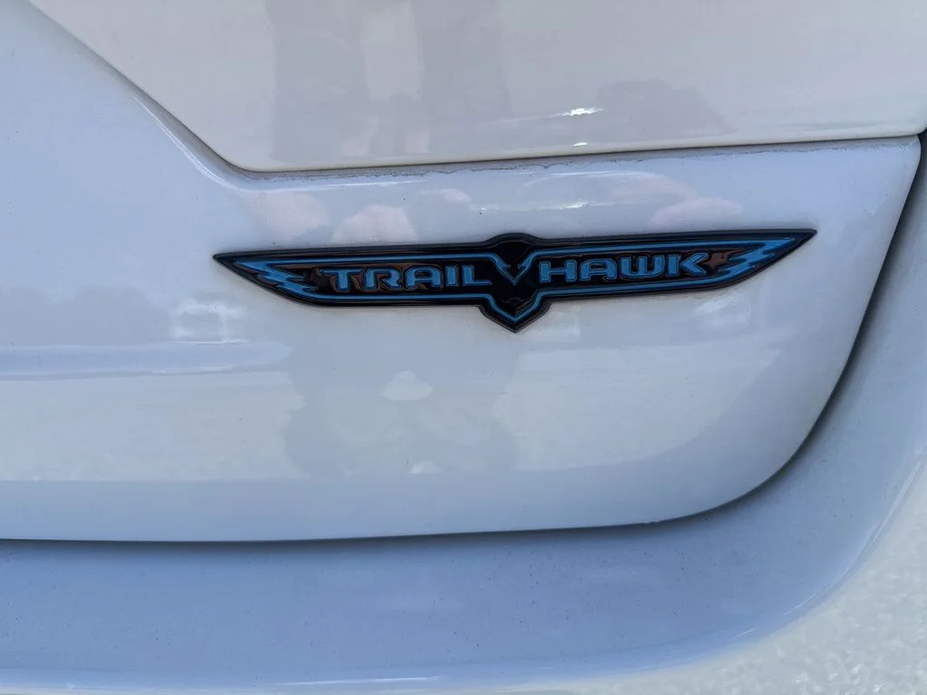 Used 2022 White Jeep Trailhawk 4xe image 10