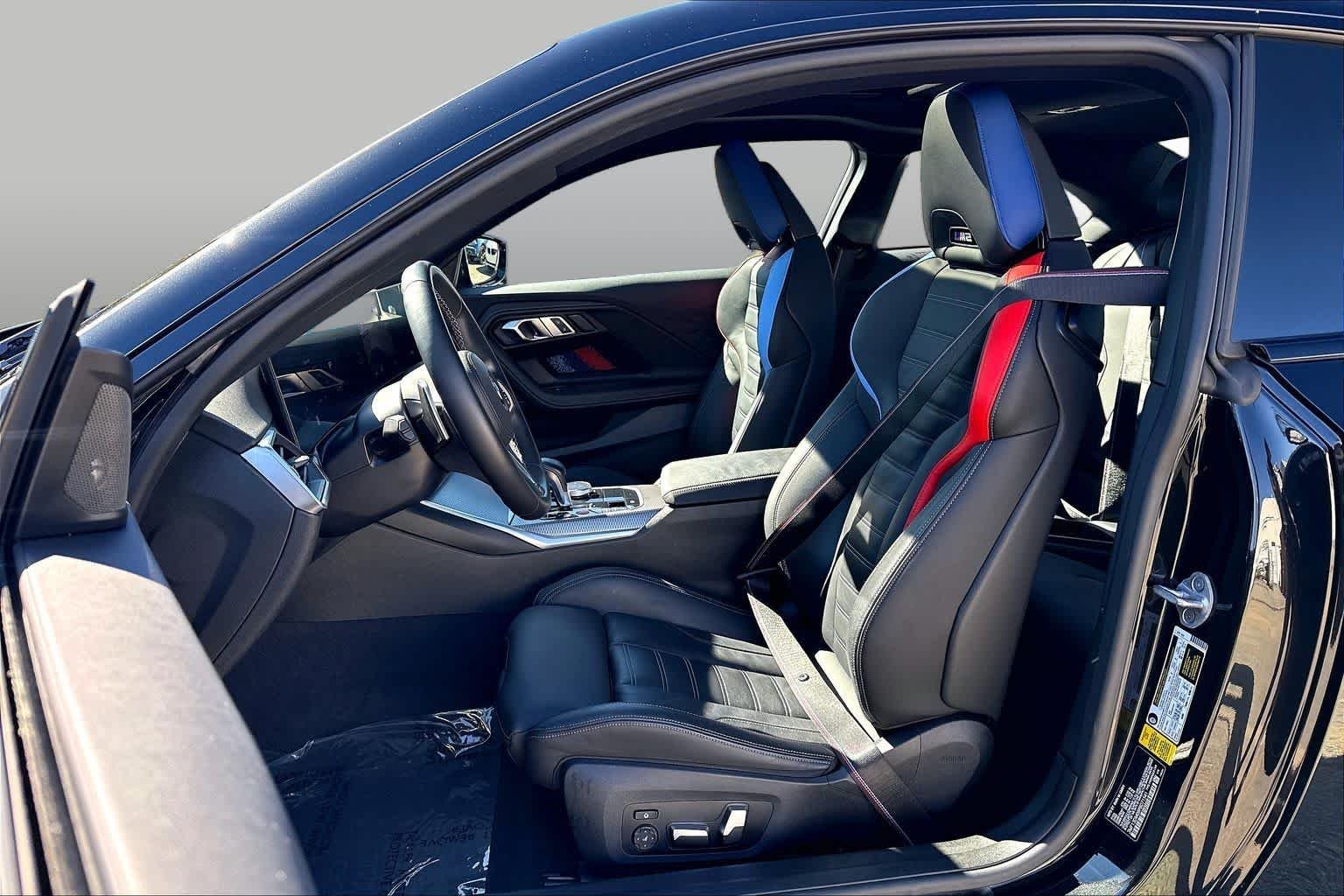Used 2023 Black Sapphire Metallic BMW  image 7