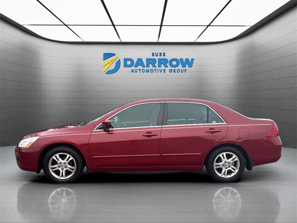 Used 2007 Honda Accord SE with VIN 1HGCM563X7A053522 for sale in Greenfield, WI