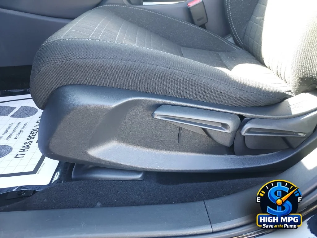 Used 2025 Black Honda LX image 10