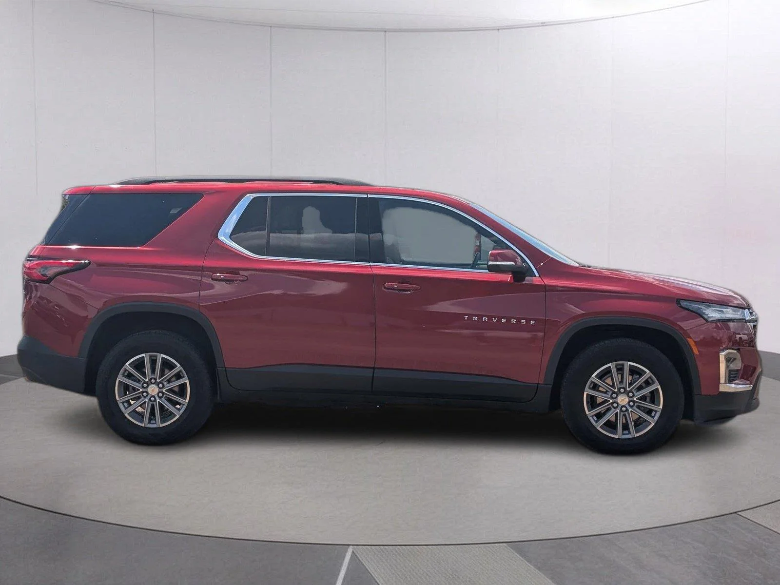 Used 2023 RADIANT RED TINTCOAT Chevrolet LT Cloth image 6