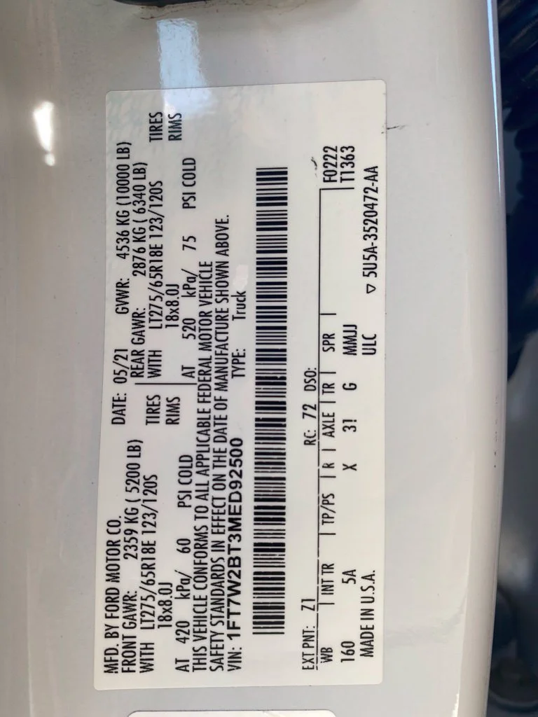 Used 2021 White Ford XL image 24