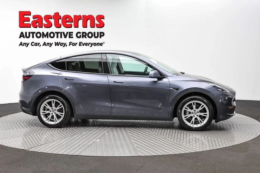 Used 2022 Gray Tesla Long Range image 4