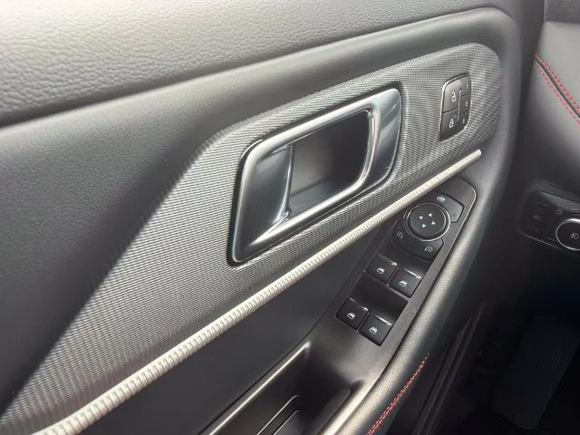 New 2026 Agate Black Metallic Ford ST-Line image 43