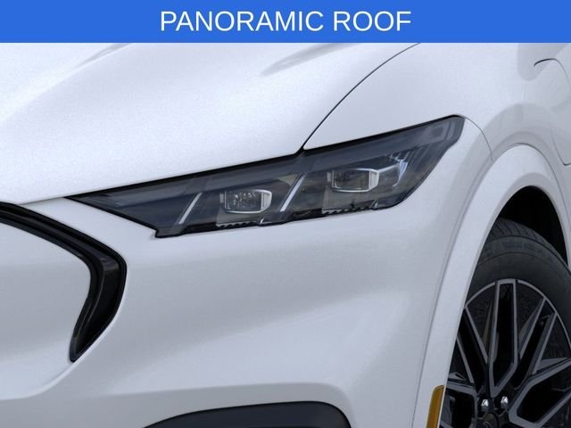 New 2026 Star White Metallic Tri-coat Ford Premium image 18