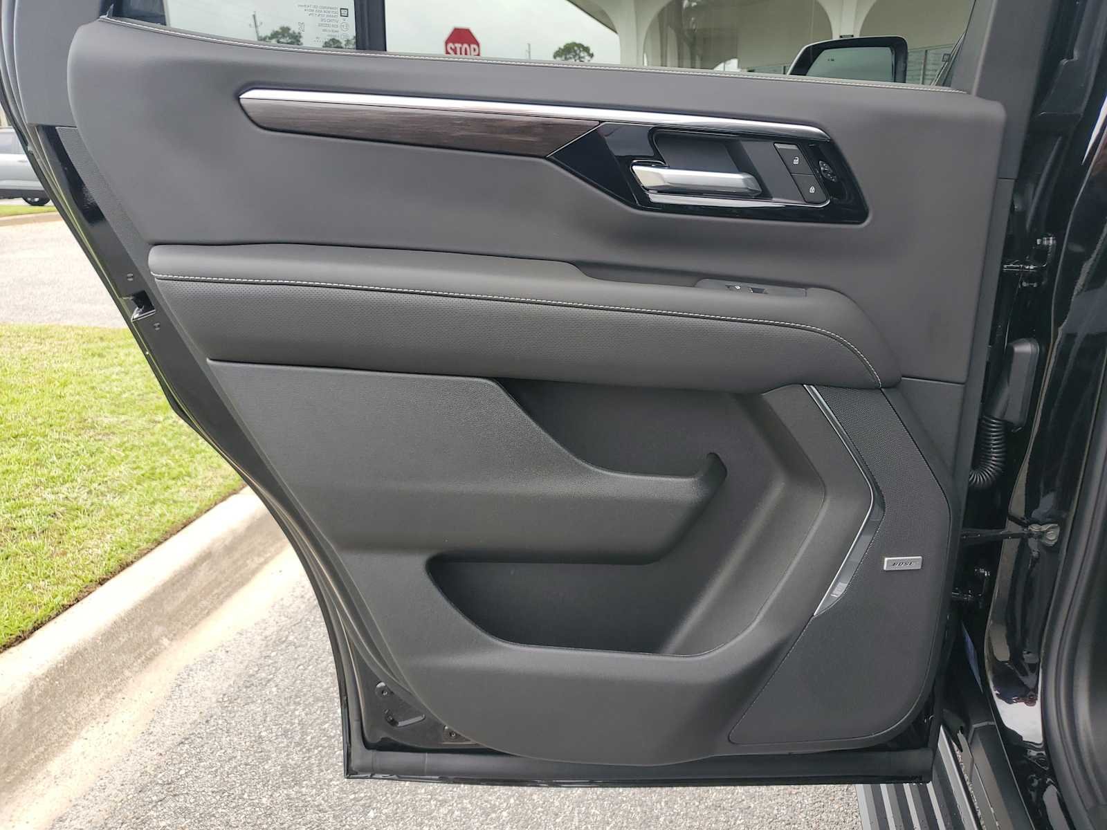 2026 Chevrolet Tahoe Premier - Photo 18