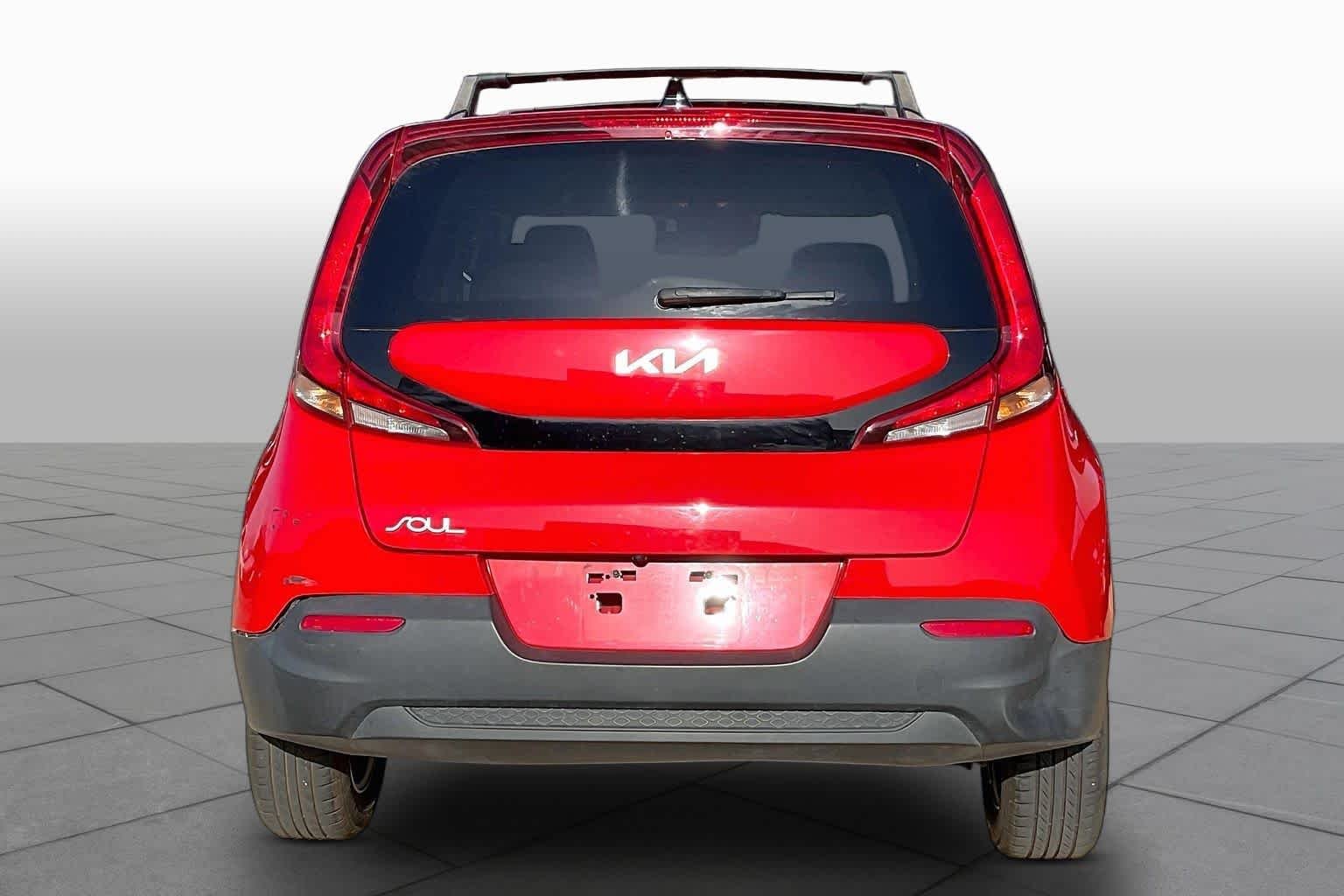 Used 2022 Inferno Red Kia LX image 5