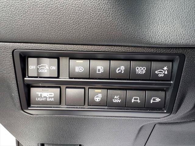 Used 2023 White Toyota  image 25
