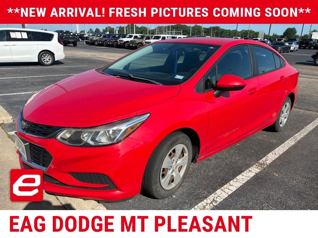 Used 2018 Red Chevrolet LS image 2