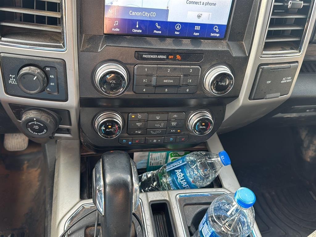 Used 2019 Blue Jeans FORD LARIAT image 16
