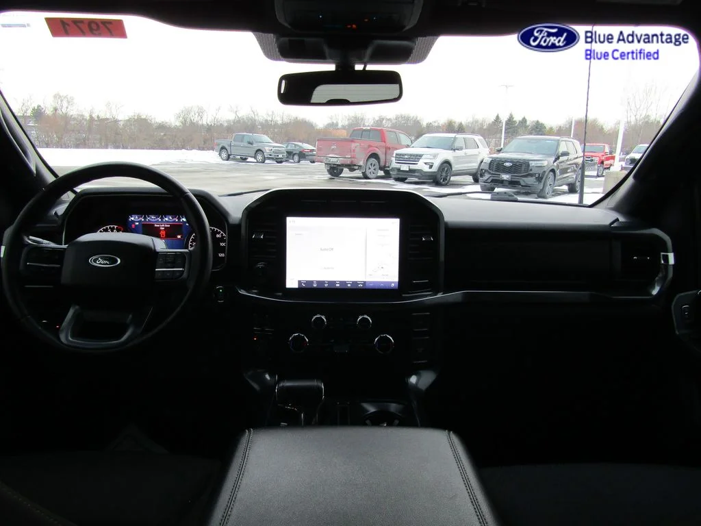 Certified Used 2023 Oxford White Ford XLT image 19