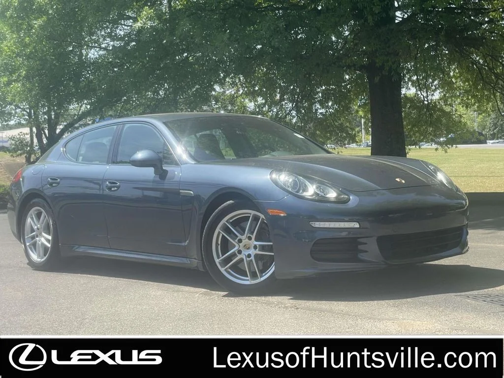 2015 Porsche Panamera