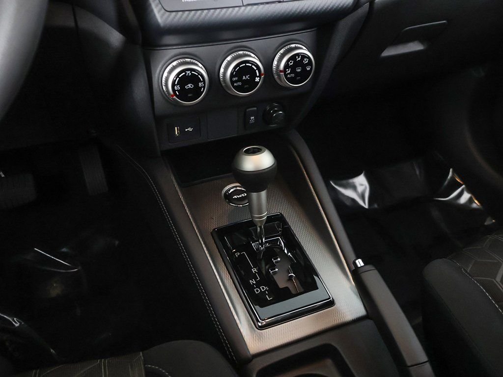 2025 Mitsubishi Outlander Sport ES - Photo 37