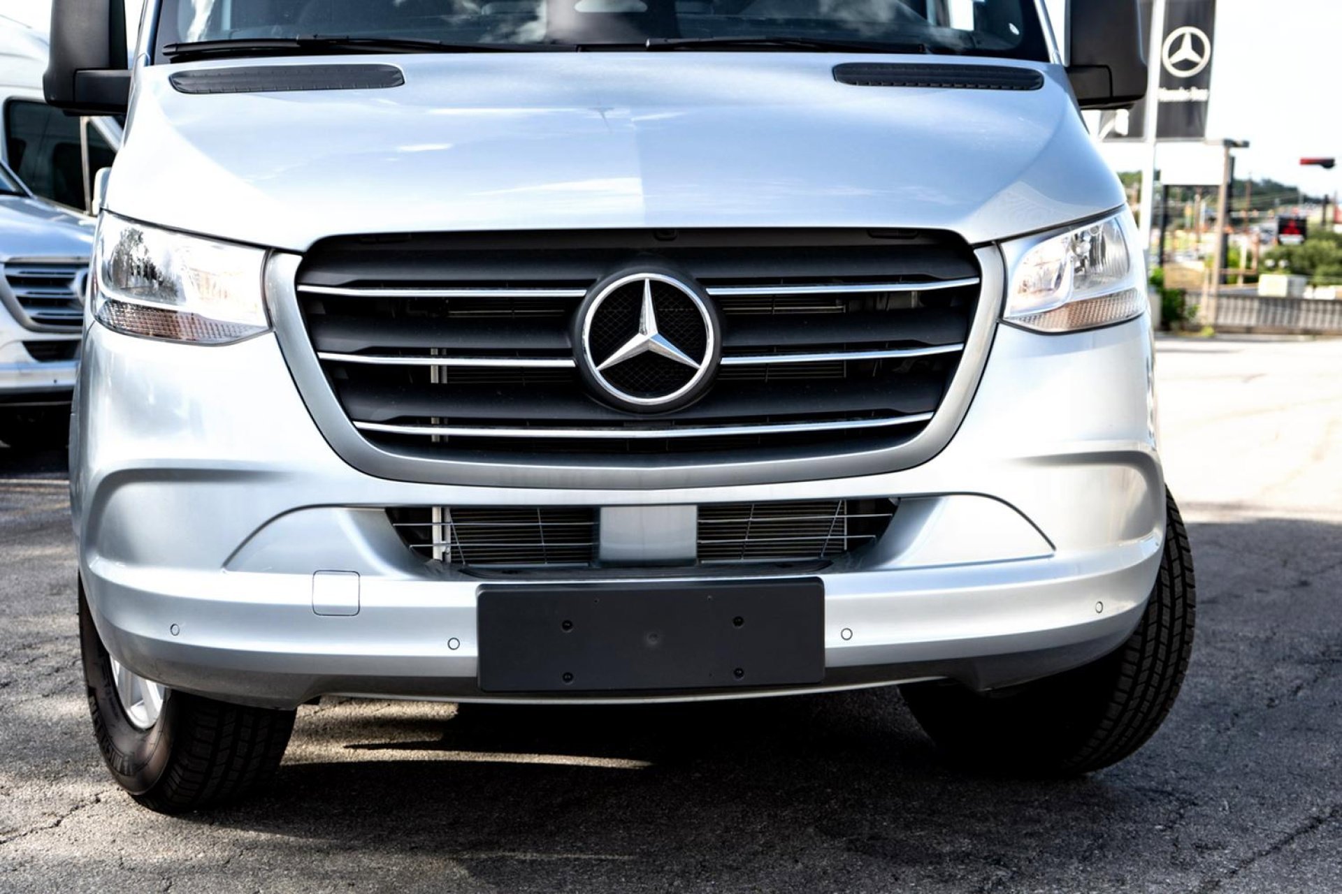 New 2025 high-tech silver metallic Mercedes-Benz Passenger 144 WB image 4