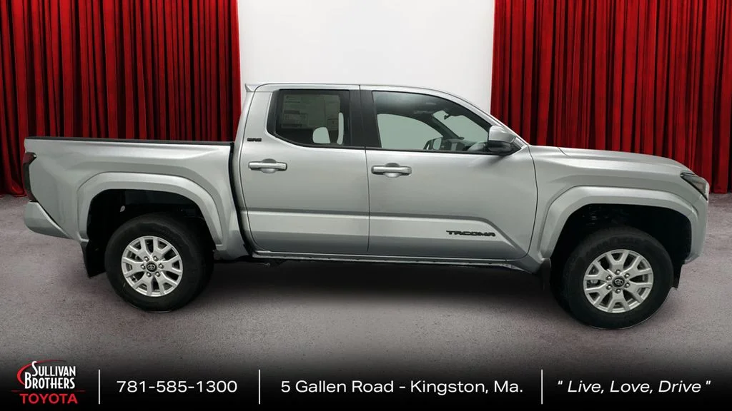 New 2026  Toyota SR5 image 4