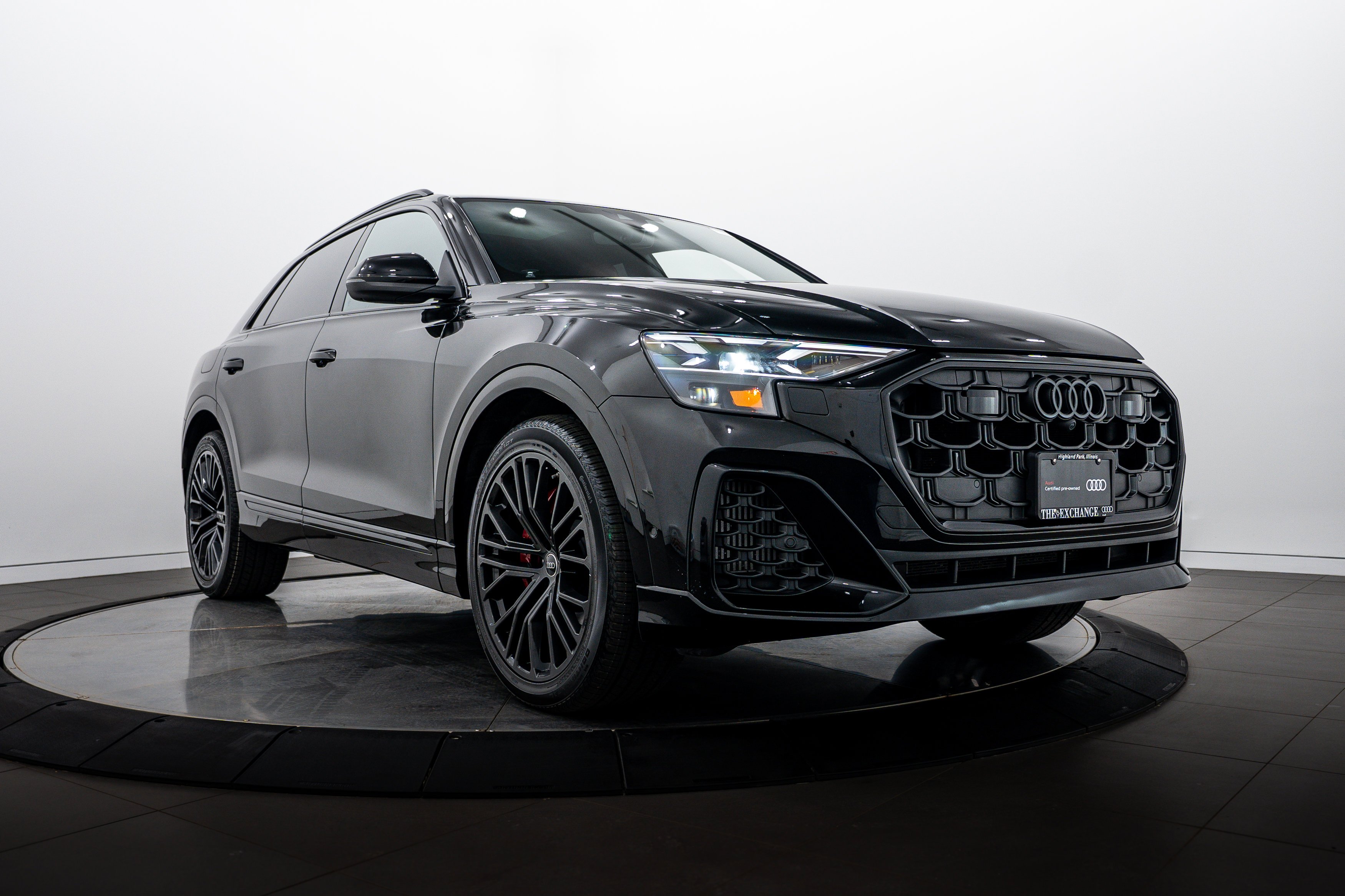 2024 Audi SQ8 Prestige's photo