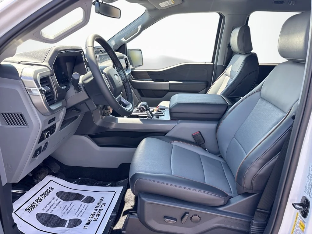 New 2026 Oxford White Ford Lariat® image 25