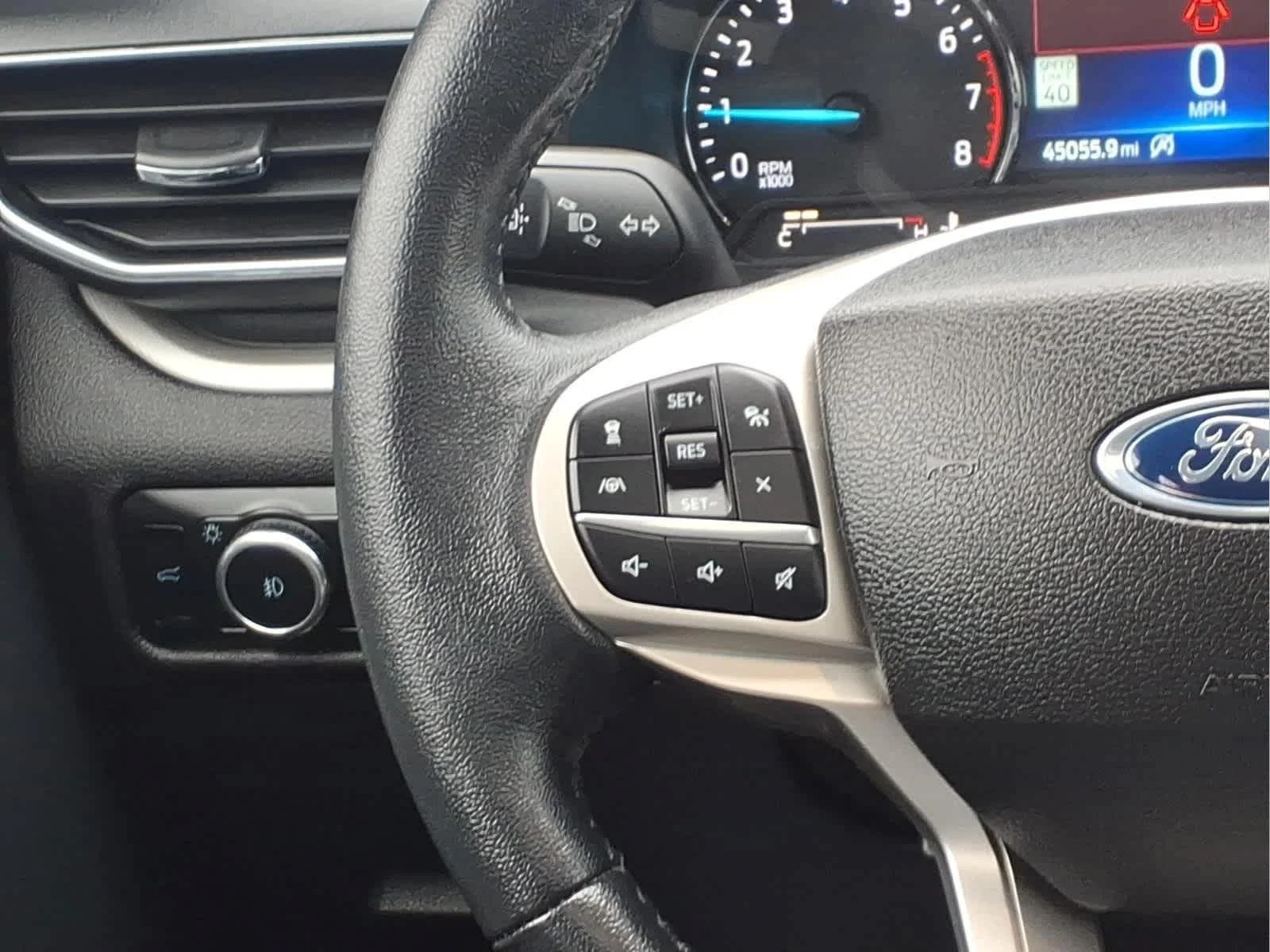 Used 2023 Stone Blue Ford XLT image 22