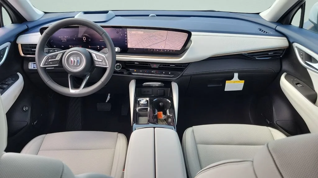 New 2026 Iridescent White Tricoat Buick Avenir image 15