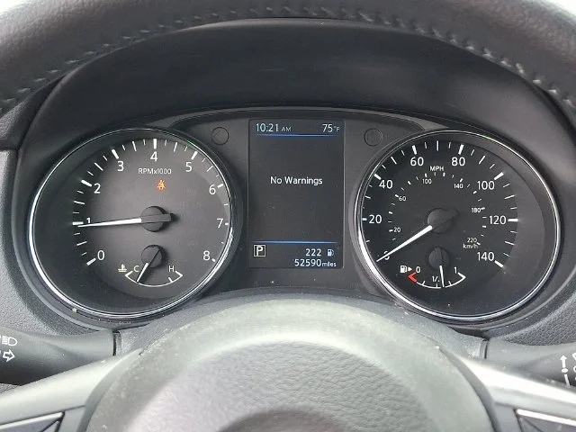 Used 2020 Silver Nissan S image 20