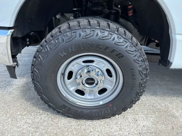 New 2026 Avalanche Ford F-250® XL image 5