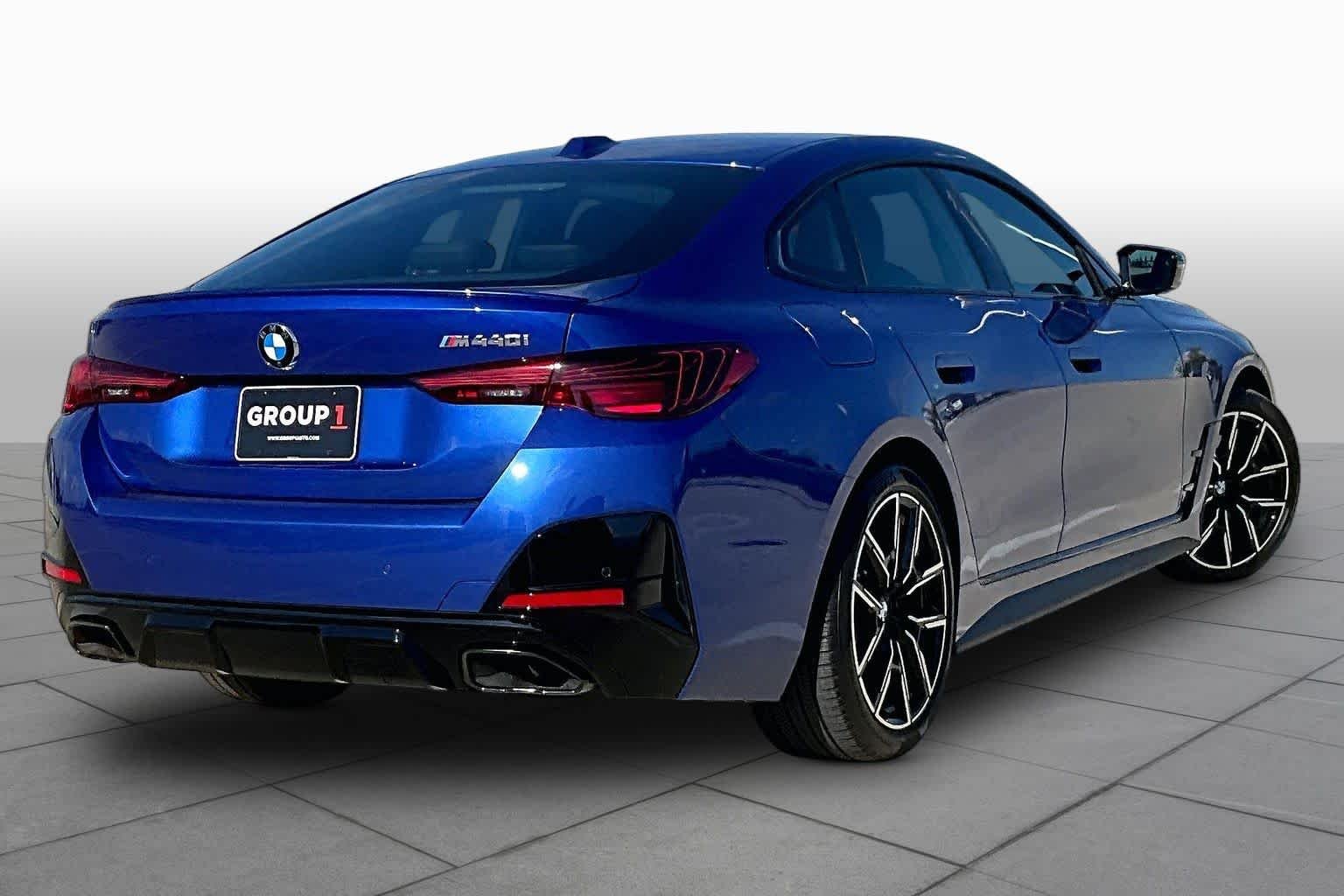 Used 2026 Portimao Blue Metallic BMW M440i image 12