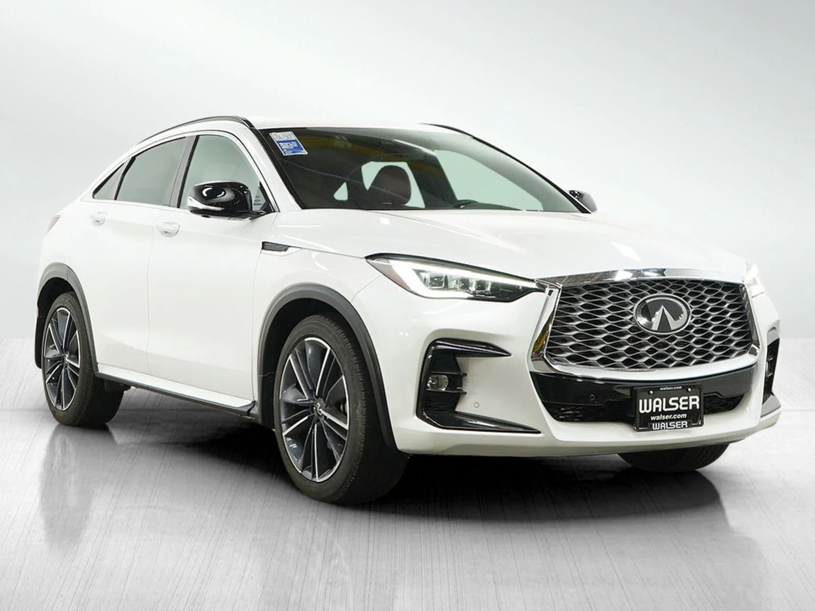 Used 2025 Radiant White INFINITI SENSORY image 7