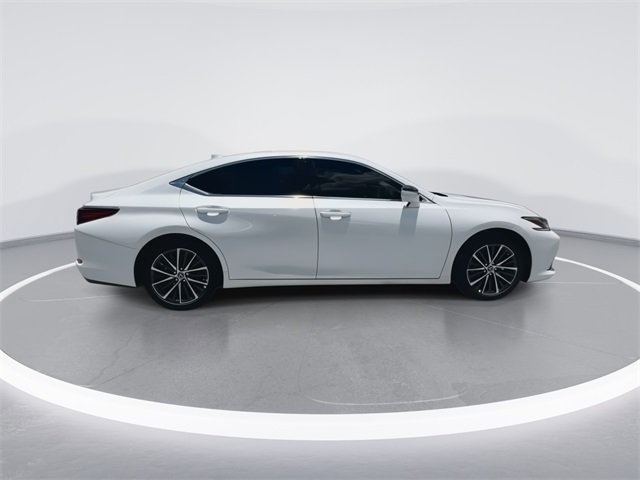 New 2024 Eminent White Pearl Lexus 350 image 9