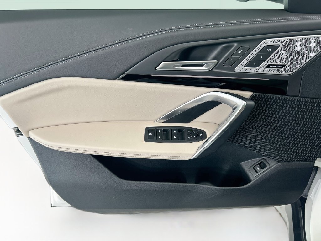 Certified Used 2024 Alpine White BMW xDrive28i image 22