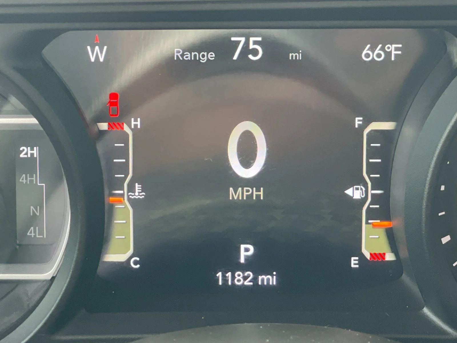 Used 2025 Black Jeep Mojave image 28