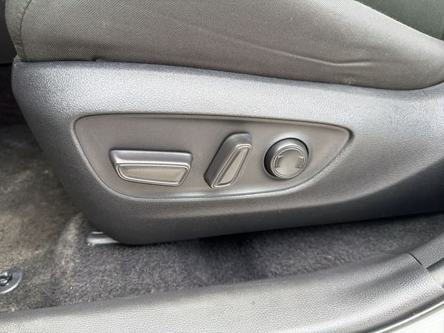 Used 2025 White Toyota XLE image 14