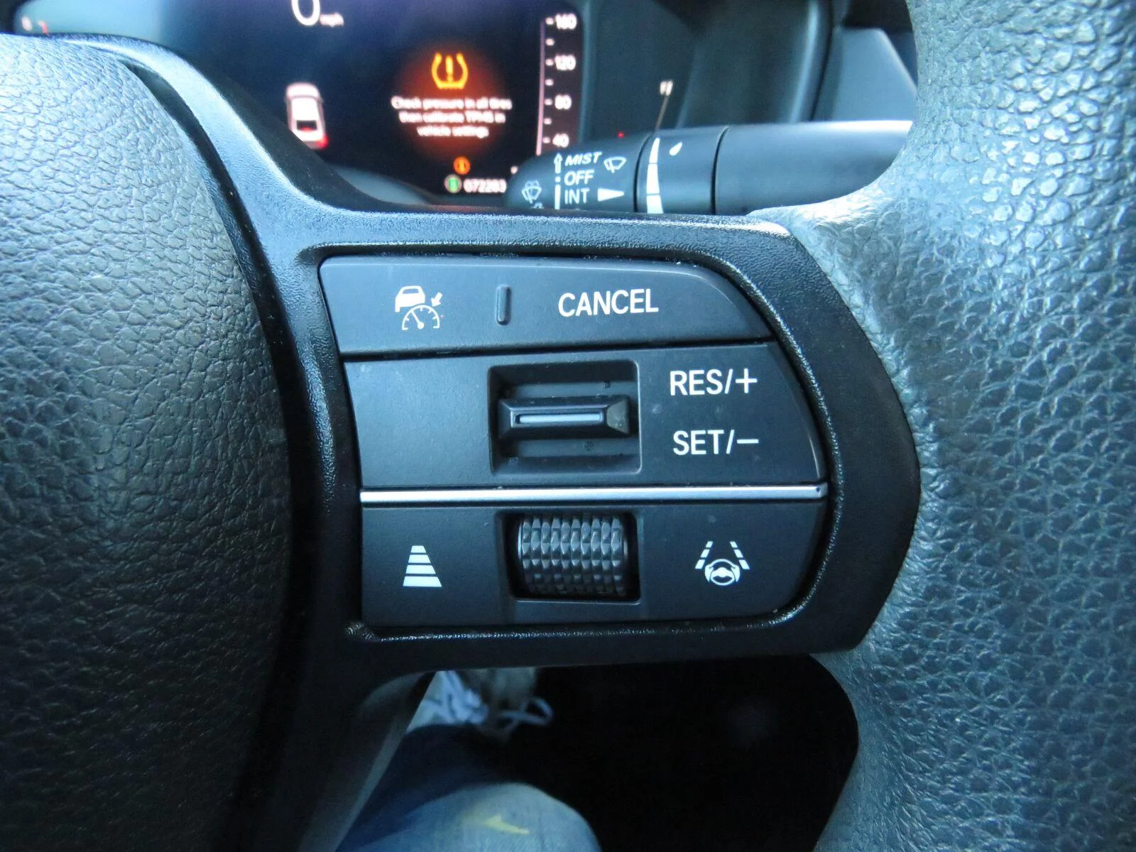 Used 2024 Solar Silver Metallic Honda EX image 35