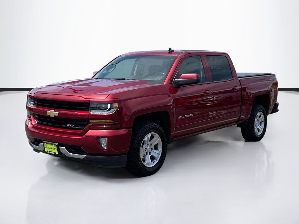 Used 2018 CAJUN RED TINTCOAT Chevrolet LT image 3