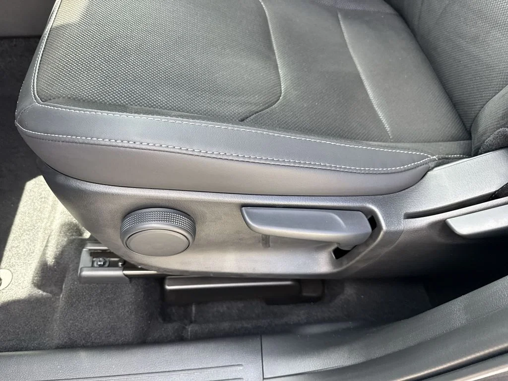 New 2026 Machine Gray Metallic Mazda 2.5 S Select AWD image 41