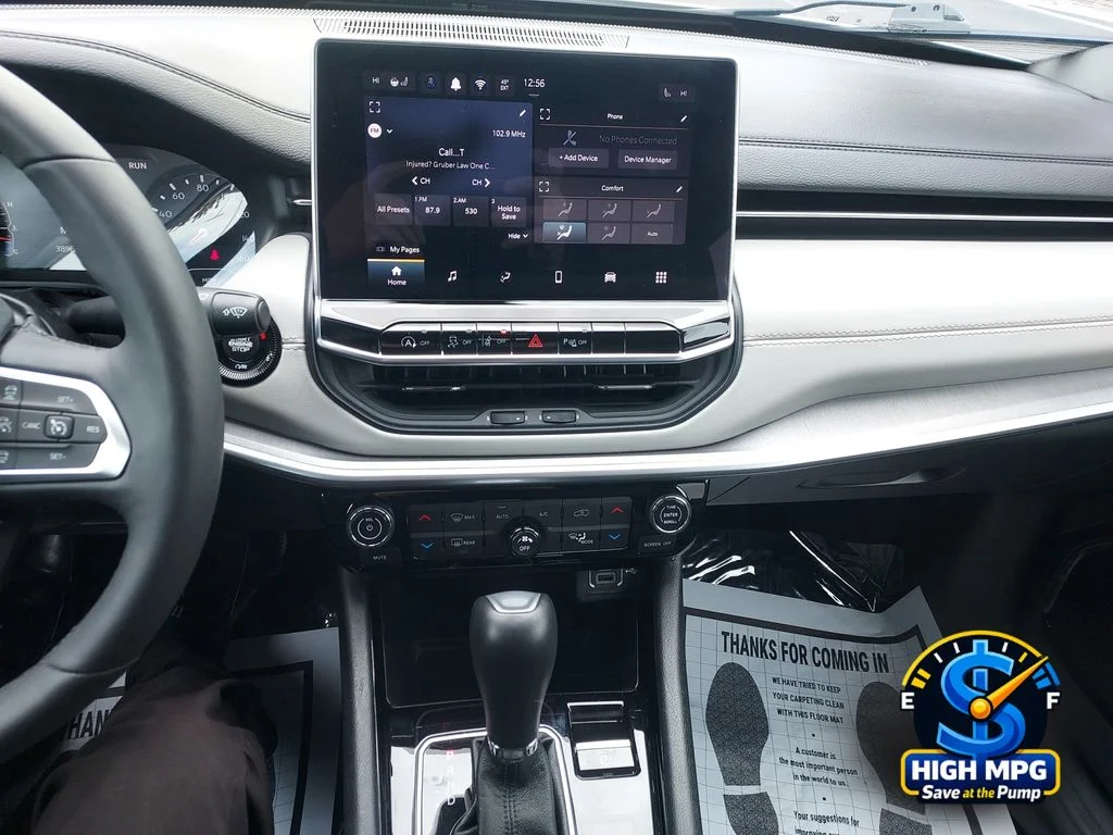 Used 2025 White Jeep Limited image 16