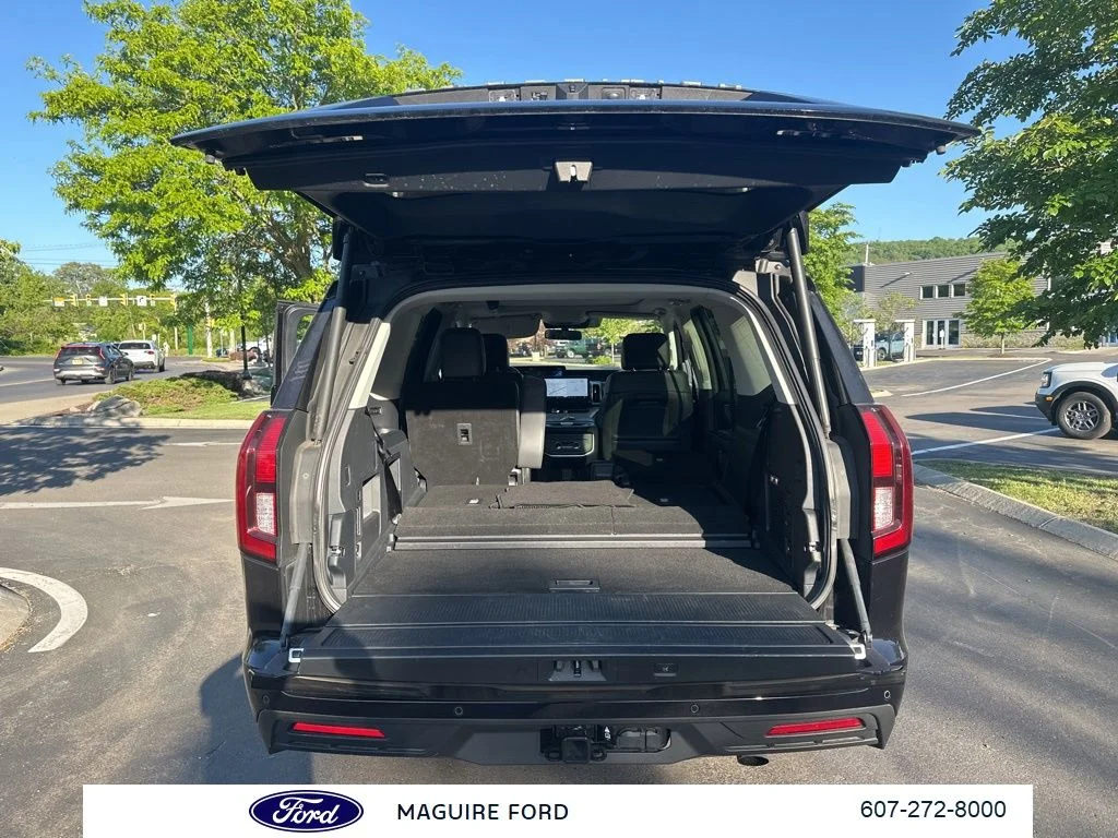Used 2025 Black Ford Active image 11