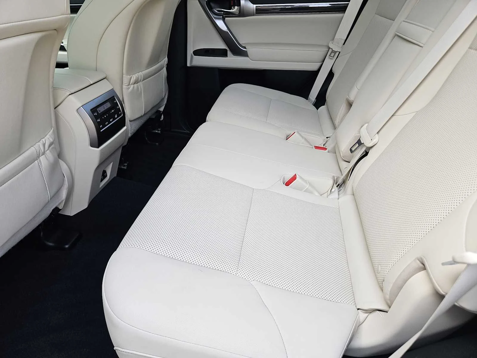 Certified Used 2023 ATOMIC SILVER Lexus Premium image 21
