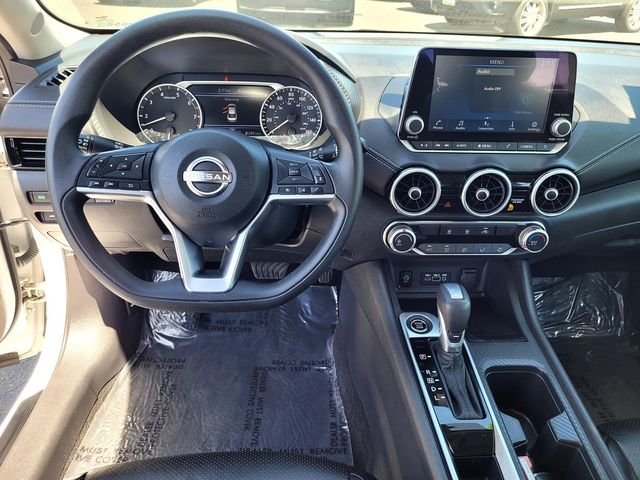 Used 2024 White Nissan SV image 9
